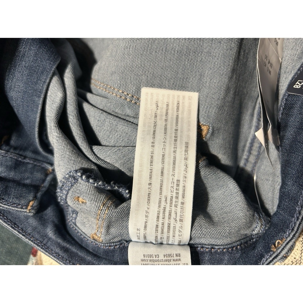 HOLLISTER High Rise Jean Legging sz 13R / W31 x L28 Dark Blue Distressed NWT - Picture 10 of 12